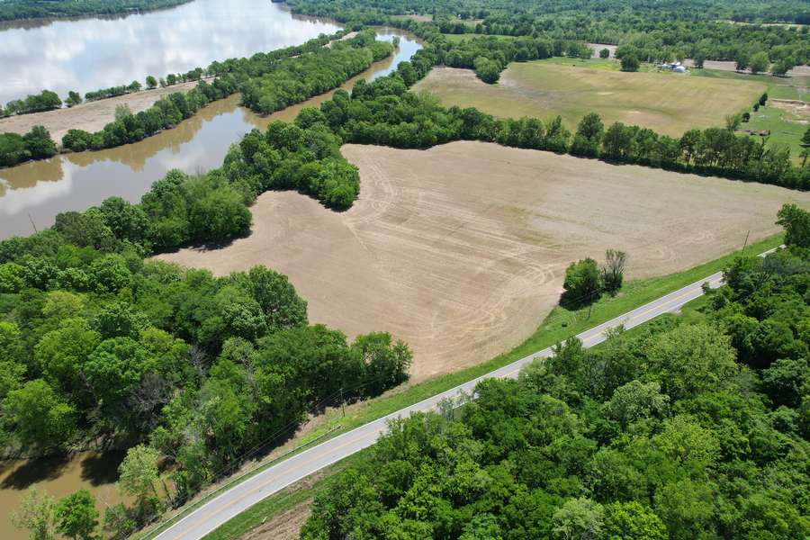 305 acres Crop and Recreation in Pope Co.