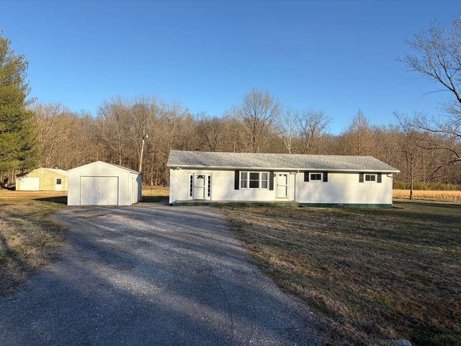 Charming 3 Bedroom 1 Bath Rural Home on 4 acres