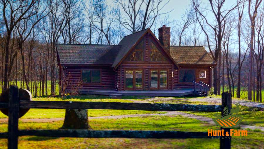 Log Home - Over 2800 Square Feet Living Space on 40 Acres
